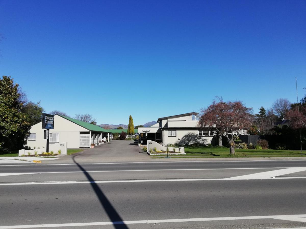 Motel Commodore Court